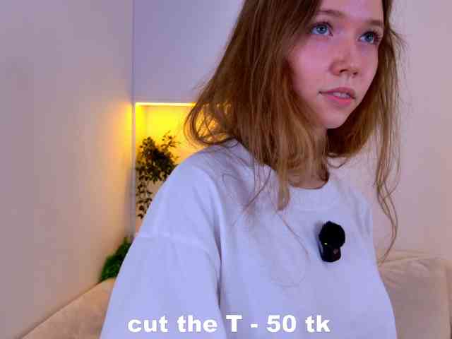 HoneyAhegao webcam