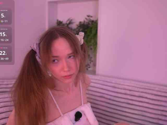 HoneyAhegao webcam