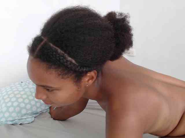 SunnyCouple27 webcam