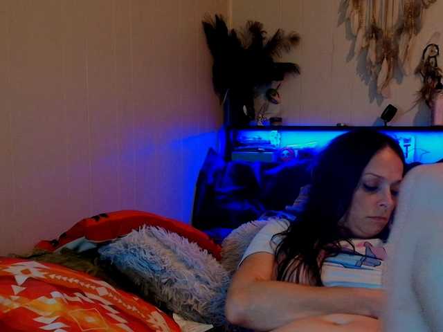 bambi-40 live sex show