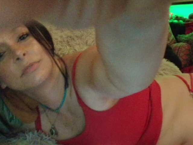 Bambi-40 live cam on BongaCams