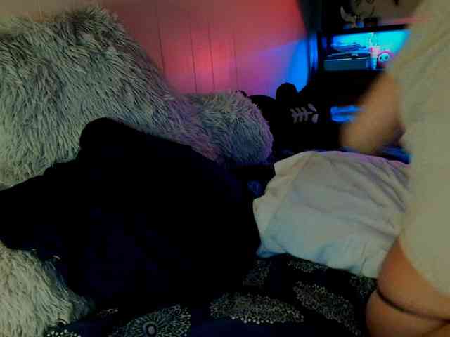 Bambi-40 Sex Cam Show
