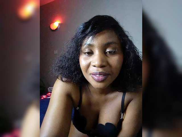 Sexylasha live cam on BongaCams