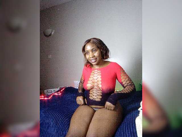 Sexylasha live cam on BongaCams