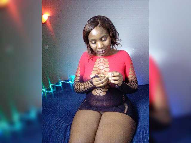 Sexylasha live cam on BongaCams