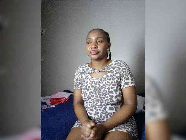 miss_lasha webcam