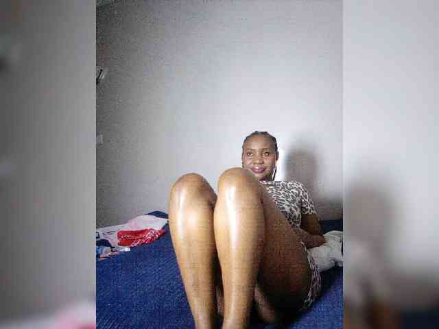 miss_lasha webcam