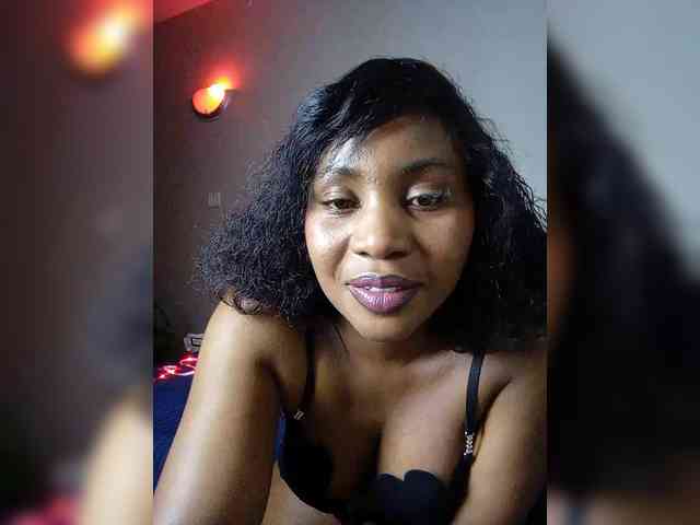 miss_lasha webcam