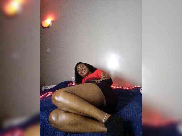 miss_lasha webcam
