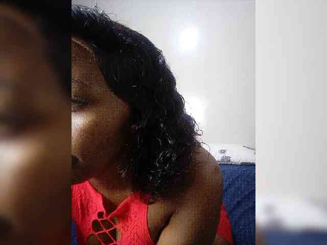 miss_lasha webcam