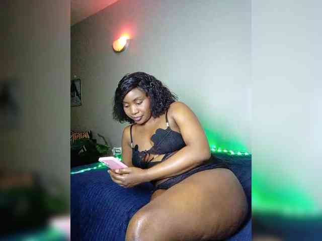 miss_lasha webcam