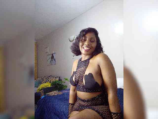 miss_lasha webcam