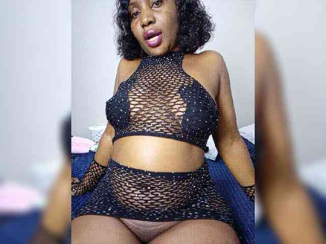 miss_lasha webcam
