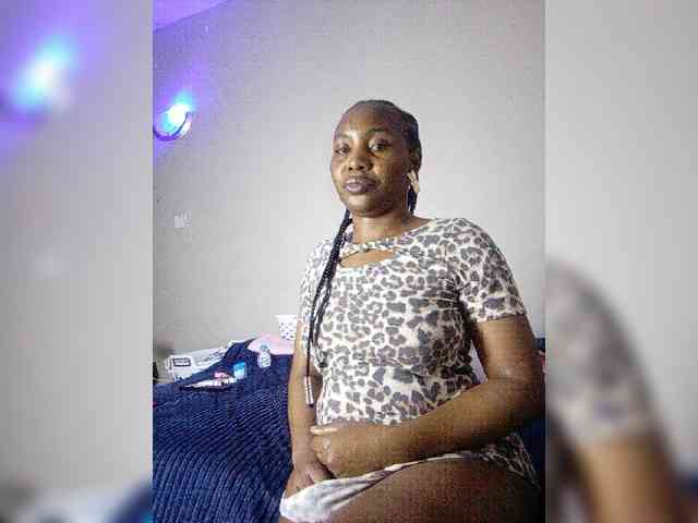 miss_lasha webcam