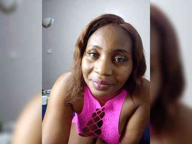 miss_lasha webcam