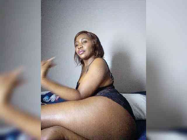 miss_lasha webcam