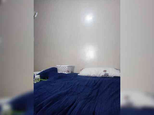 miss_lasha webcam