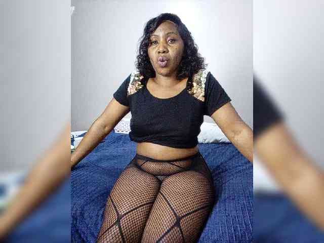 miss_lasha webcam