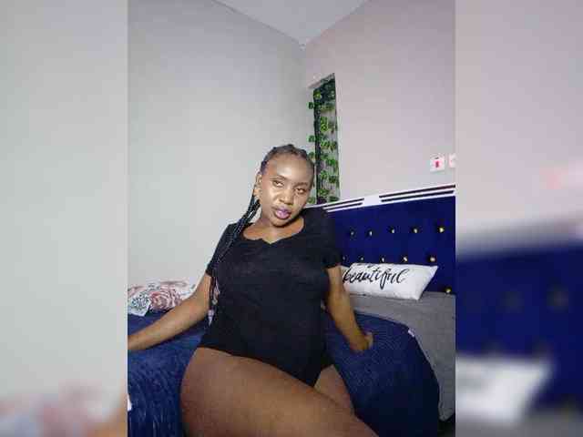 miss_lasha webcam