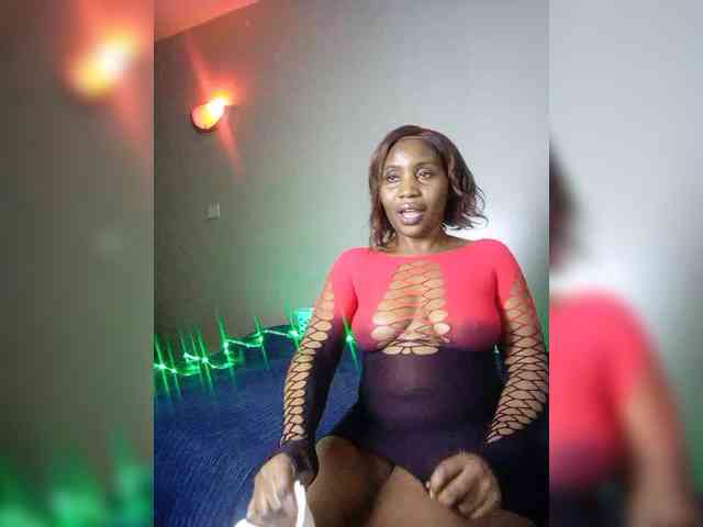 miss_lasha webcam