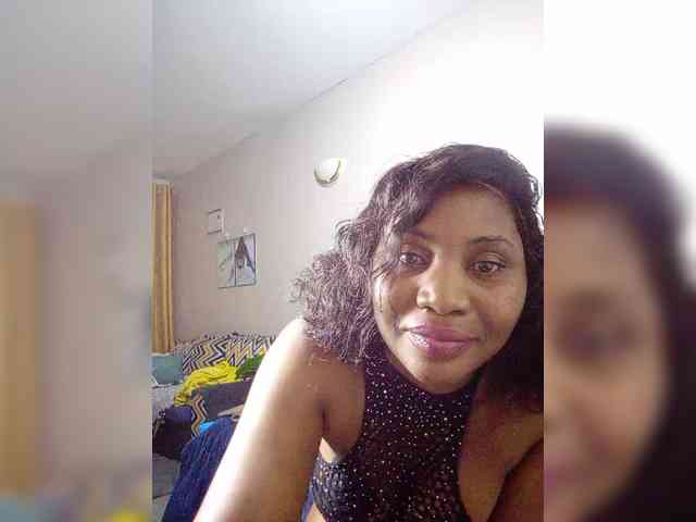 miss_lasha webcam