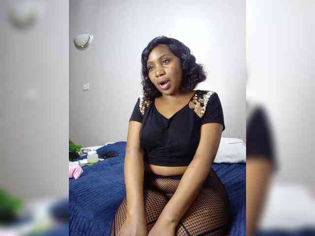 miss_lasha webcam
