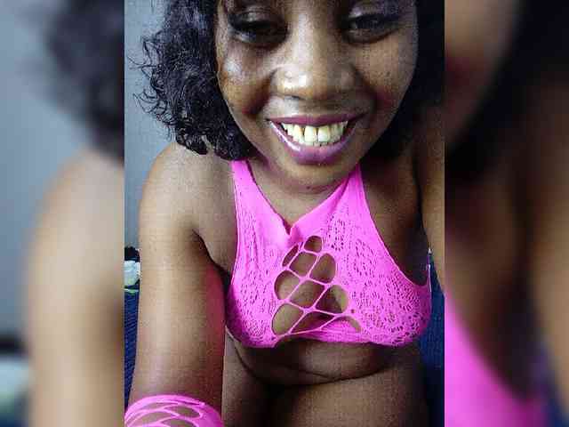 miss_lasha webcam