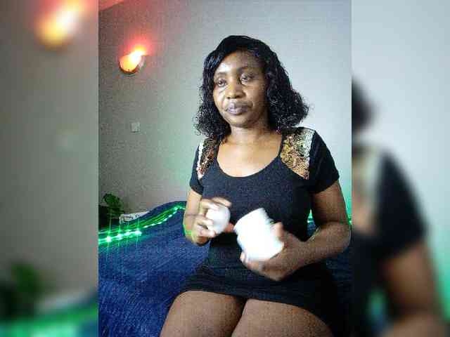 miss_lasha webcam