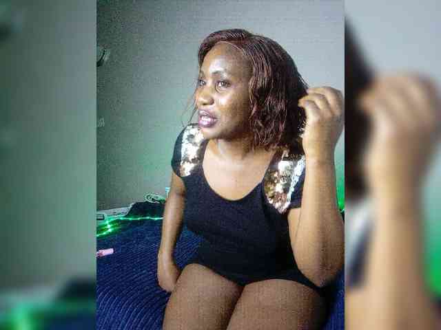 miss_lasha webcam