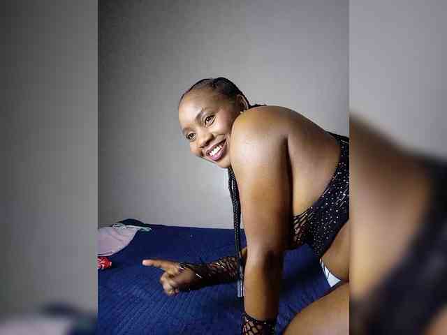 miss_lasha webcam