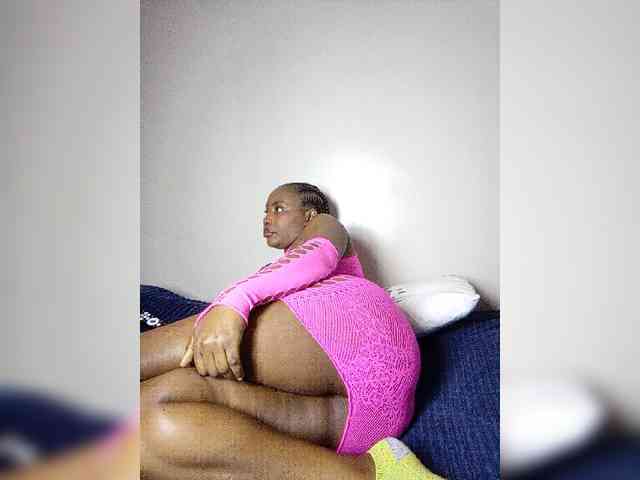 miss_lasha webcam