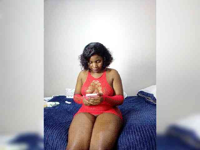 miss_lasha webcam