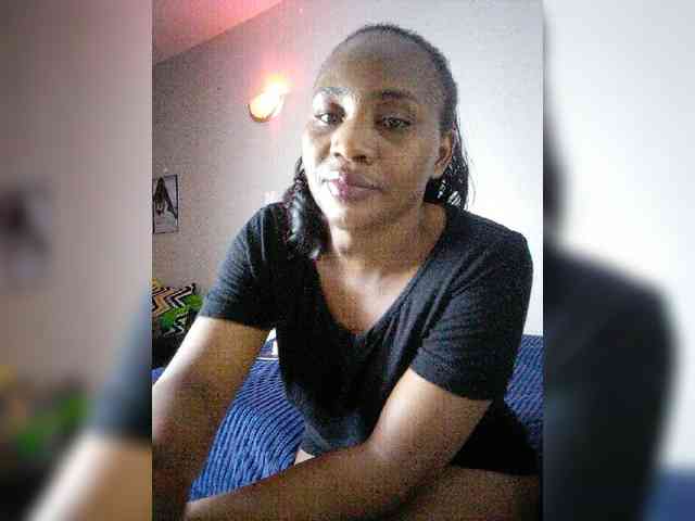 miss_lasha webcam