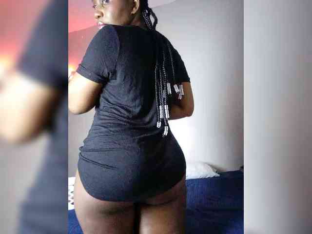 miss_lasha webcam