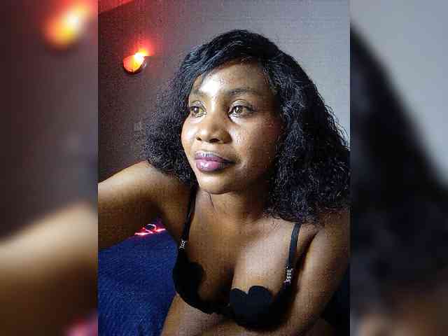 miss_lasha webcam