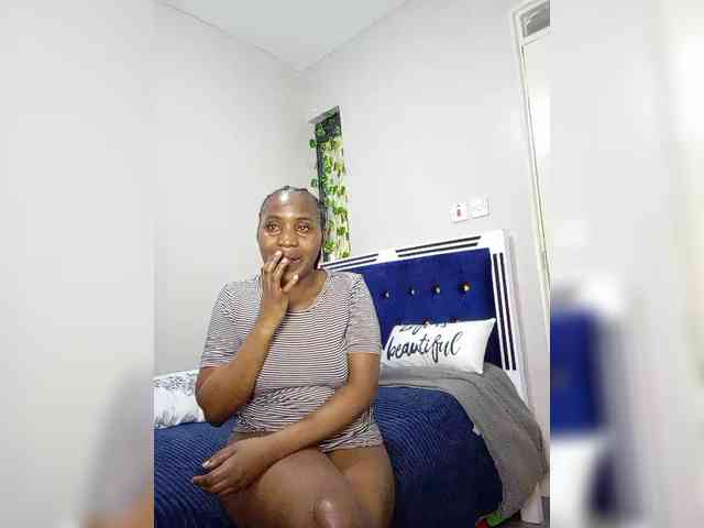 miss_lasha webcam