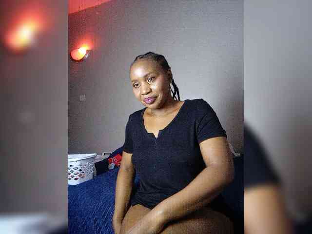 miss_lasha webcam