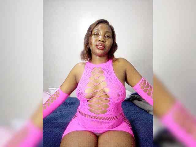 miss_lasha webcam