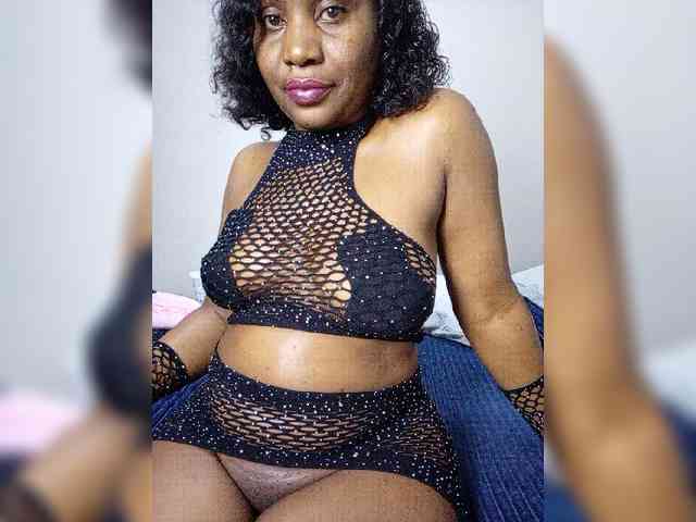 miss_lasha webcam
