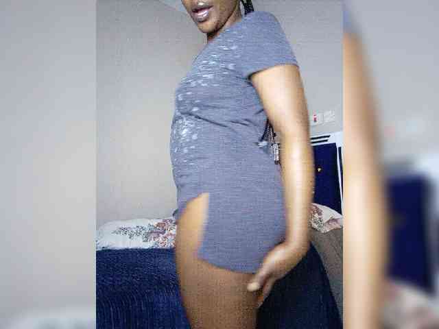 miss_lasha webcam
