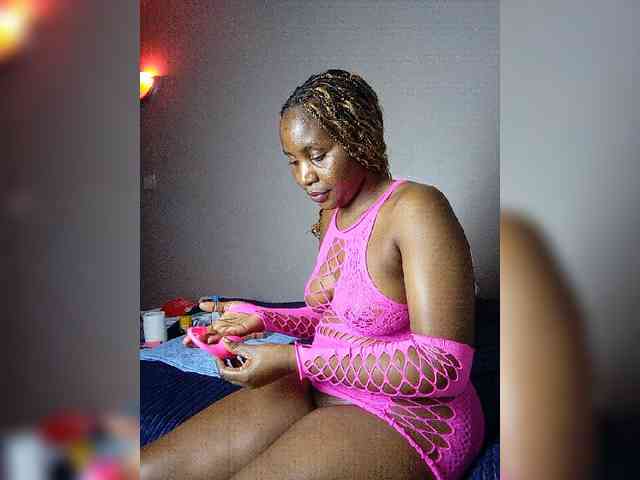 miss_lasha webcam