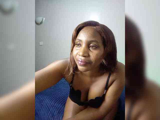 miss_lasha webcam
