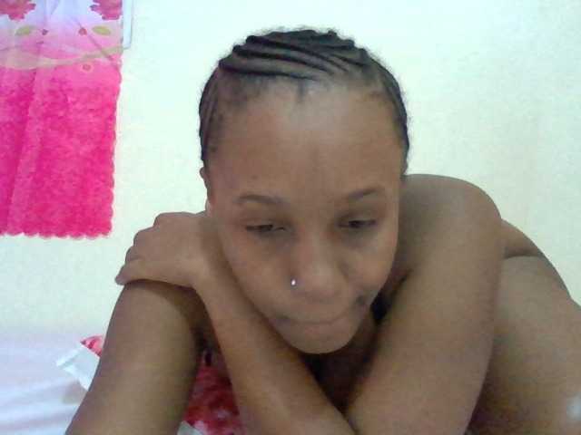 sweetkitty1 live cam on BongaCams