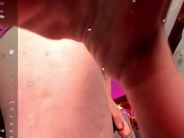 KiraRustle live cam on BongaCams