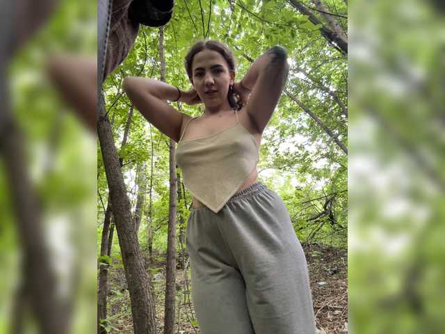 KiraRustle live cam on BongaCams
