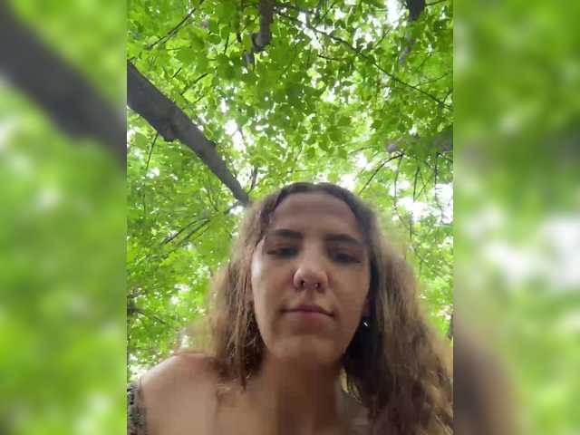 KiraRustle live cam on BongaCams