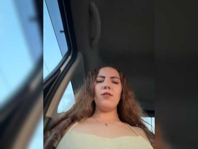 KiraRustle live cam on BongaCams