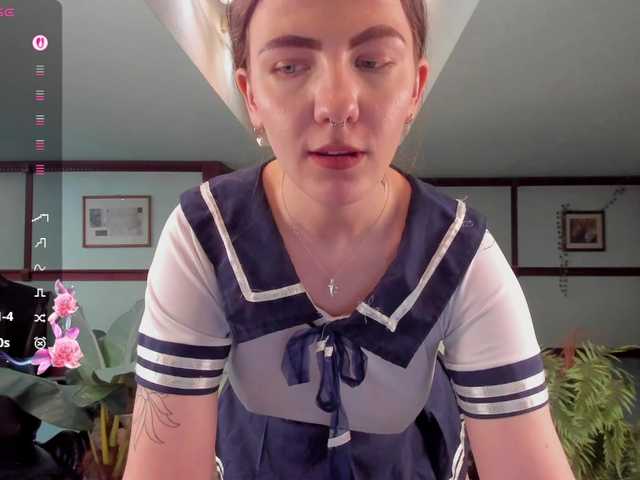 KiraRustle's BongaCams show and profile