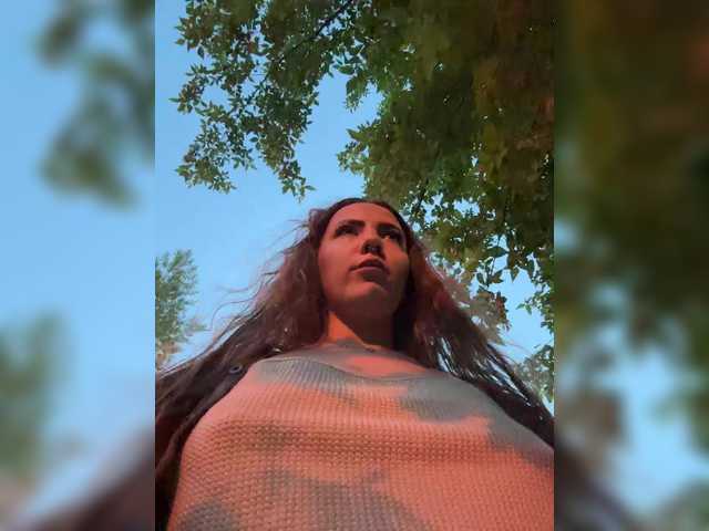KiraRustle live cam on BongaCams