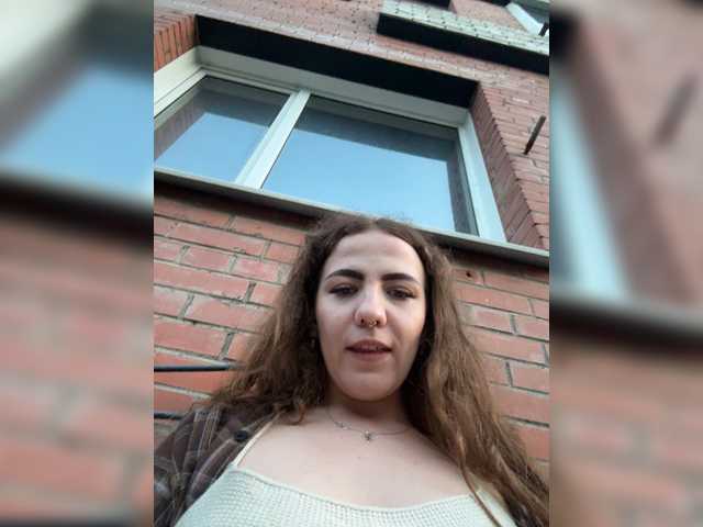KiraRustle live cam on BongaCams
